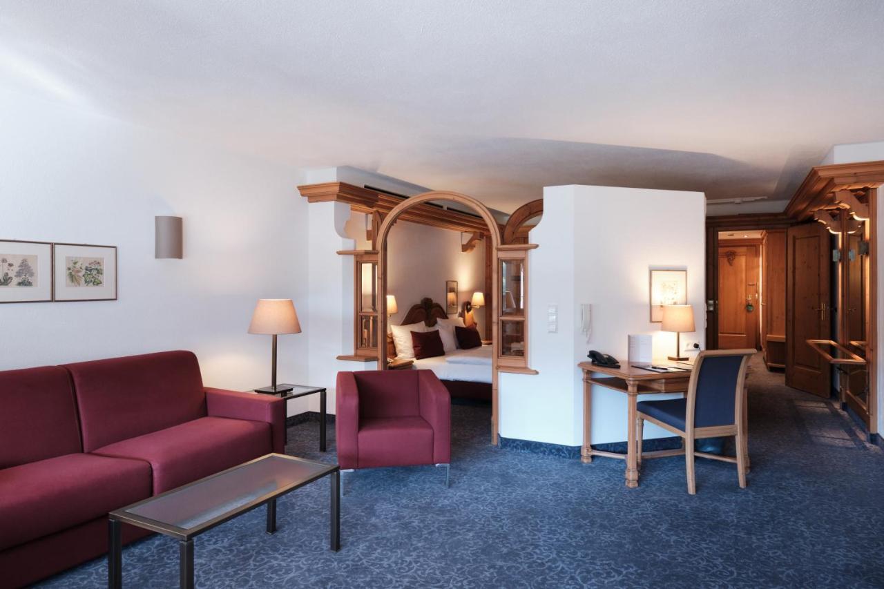 Hotel Traube Tonbach Baiersbronn Exterior foto